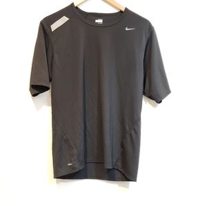NIKE FIT DRY BLACK MEDIUM SHIRT